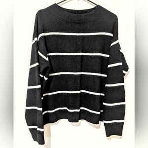 H&m black white stripe cozy comfy warm wool sweater sz small scoop neck